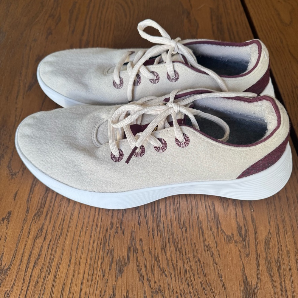 Allbirds Cream and Burgundy Wool‎ Sneakers